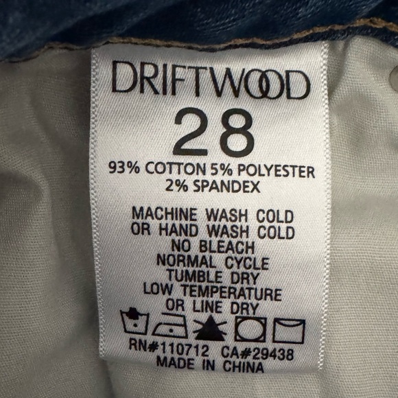 DRIFTWOOD Colette Embroidered Cropped Straight Leg Jeans / Size 28 - Picture 5 of 6